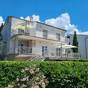  Apartment Elizabeta